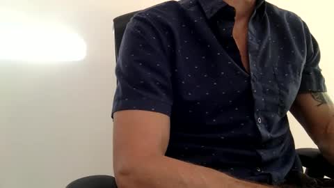 Snapshot of chagaschoo chatting on November 6, 2025, 4:30 pm Chags online show from November 6, 2025, 4:30 pm