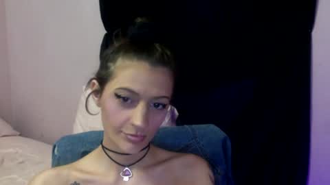 Snapshot of chaicutie chatting on June 23, 2026, 1:42 pm chaia online show from June 23, 2026, 1:42 pm