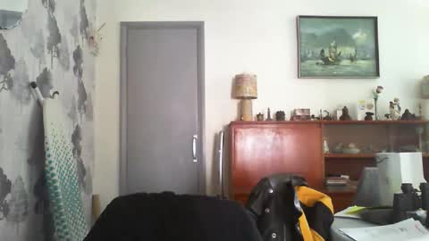 Champers online show from May 7, 2026, 9:36 am