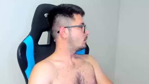 Snapshot of chance307 chatting on October 1, 2025, 6:58 pm Chance online show from October 1, 2025, 6:58 pm