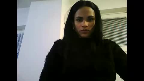Snapshot of chanelchicasexy chatting on February 6, 2025, 5:09 pm Laura online show from February 6, 2025, 5:09 pm