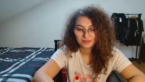 Stephanieblisss online show from January 19, 2025, 10:06 am
