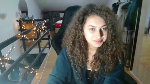 Stephanieblisss online show from November 29, 2025, 8:50 am