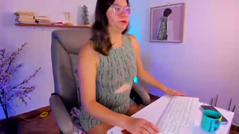 Snapshot of chanell_taylor_ chatting on July 17, 2026, 12:01 pm chanell online show from July 17, 2026, 12:01 pm