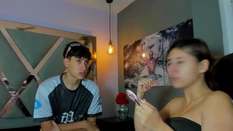 Chanellandmax online show from November 28, 2025, 1:25 pm