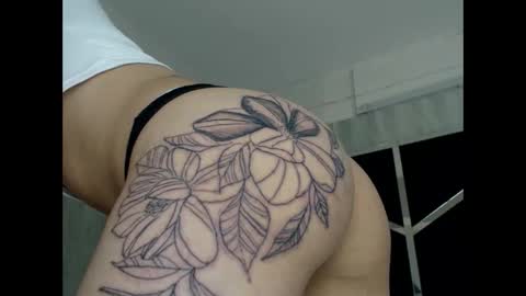 chaniesmith69x online show from October 29, 2025, 4:48 am