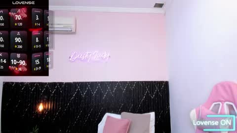 Snapshot of channel_brunette chatting on October 27, 2025, 7:07 pm Chanel online show from October 27, 2025, 7:07 pm