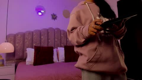 Snapshot of channel_sofia chatting on April 15, 2026, 3:13 am Channel Sofia online show from April 15, 2026, 3:13 am