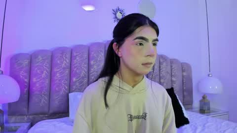 Snapshot of channel_sofia chatting on June 5, 2026, 3:13 am Channel Sofia online show from June 5, 2026, 3:13 am
