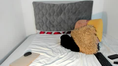 Chanell online show from October 2, 2025, 1:56 am