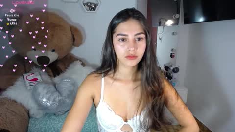 Isabella online show from January 6, 2026, 8:18 am