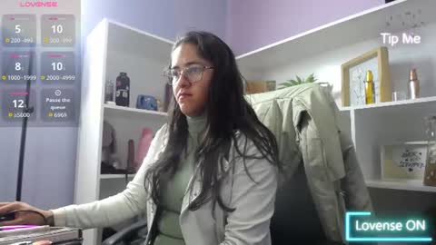Snapshot of chantal_adams0 chatting on June 26, 2026, 1:26 pm chantal online show from June 26, 2026, 1:26 pm