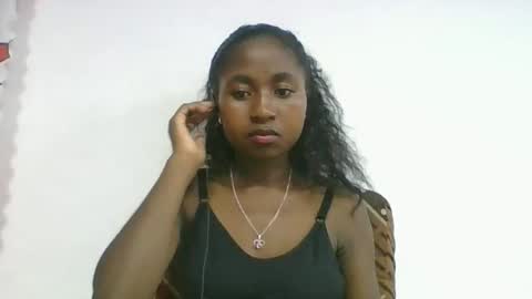 Snapshot of chantale483461 chatting on April 17, 2026, 4:48 am chantale483461 online show from April 17, 2026, 4:48 am