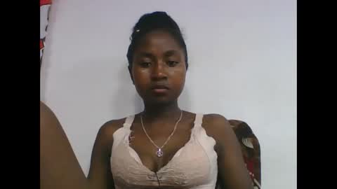 Snapshot of chantale483461 chatting on April 22, 2026, 7:44 am chantale483461 online show from April 22, 2026, 7:44 am