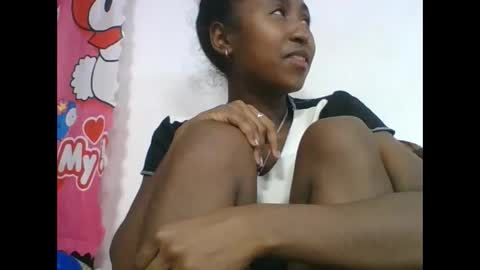 Snapshot of chantale483461 chatting on April 23, 2026, 6:10 pm chantale483461 online show from April 23, 2026, 6:10 pm