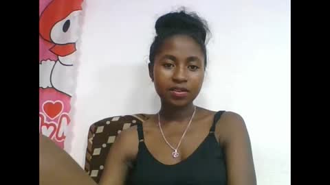 Snapshot of chantale483461 chatting on April 26, 2026, 5:10 pm chantale483461 online show from April 26, 2026, 5:10 pm