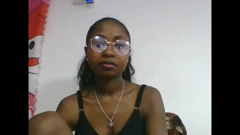 Snapshot of chantale483461 chatting on May 4, 2026, 5:03 am chantale483461 online show from May 4, 2026, 5:03 am