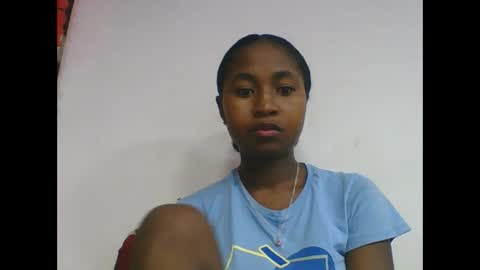 Snapshot of chantale483461 chatting on May 17, 2026, 5:05 am chantale483461 online show from May 17, 2026, 5:05 am