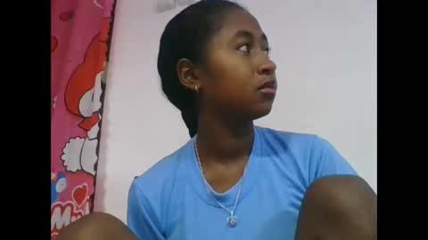 Snapshot of chantale483461 chatting on May 19, 2026, 4:52 am chantale483461 online show from May 19, 2026, 4:52 am