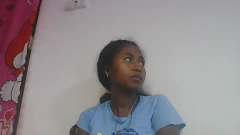 Snapshot of chantale483461 chatting on May 20, 2026, 6:03 pm chantale483461 online show from May 20, 2026, 6:03 pm
