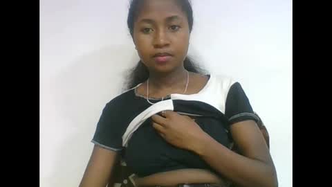 Snapshot of chantale483461 chatting on May 28, 2026, 10:12 am chantale483461 online show from May 28, 2026, 10:12 am
