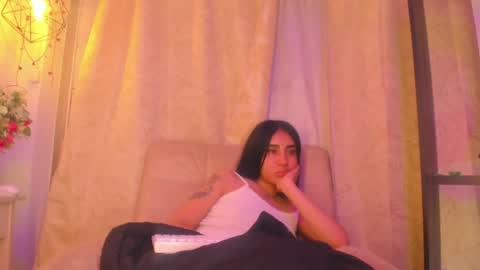 Snapshot of chantall_valkoba chatting on December 20, 2024, 7:55 am Chantall online show from December 20, 2024, 7:55 am