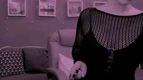 The Queen online show from February 28, 2026, 3:35 pm