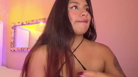 Snapshot of chantalpetit chatting on May 22, 2026, 2:44 pm chantalpetit online show from May 22, 2026, 2:44 pm