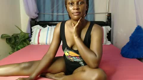 Chantel online show from December 8, 2024, 12:08 pm