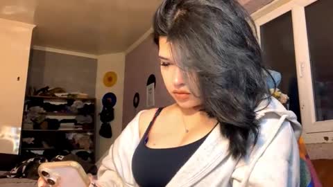 Lola online show from February 20, 2026, 3:45 pm