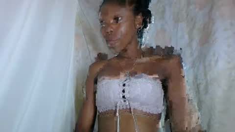 Snapshot of chariola0101 chatting on January 26, 2025, 11:17 am chariola0101 online show from January 26, 2025, 11:17 am