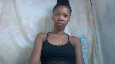 Snapshot of chariola0101 chatting on February 3, 2025, 7:18 am chariola0101 online show from February 3, 2025, 7:18 am