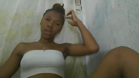 Snapshot of chariola0101 chatting on February 10, 2025, 7:17 pm chariola0101 online show from February 10, 2025, 7:17 pm
