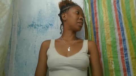 Snapshot of chariola0101 chatting on February 11, 2025, 11:54 am chariola0101 online show from February 11, 2025, 11:54 am