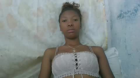 Snapshot of chariola0101 chatting on February 14, 2025, 8:52 am chariola0101 online show from February 14, 2025, 8:52 am