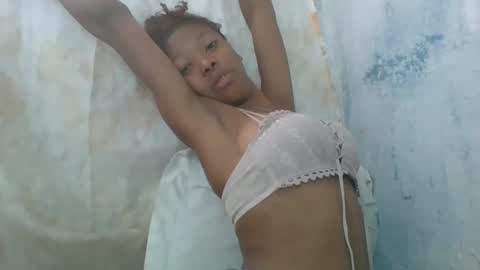 Snapshot of chariola0101 chatting on February 14, 2025, 11:53 am chariola0101 online show from February 14, 2025, 11:53 am