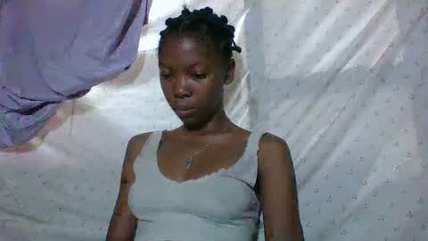 Snapshot of chariola0101 chatting on March 5, 2025, 1:42 am chariola0101 online show from March 5, 2025, 1:42 am