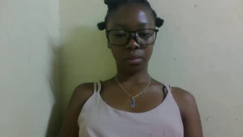 Snapshot of chariola0101 chatting on October 21, 2025, 11:16 pm chariola0101 online show from October 21, 2025, 11:16 pm