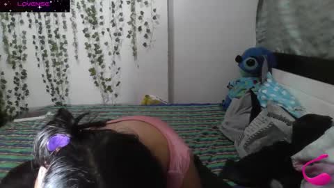 Snapshot of charis_21 chatting on December 19, 2024, 12:34 am charis 2 online show from December 19, 2024, 12:34 am