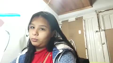 Snapshot of charis_21 chatting on January 18, 2025, 2:23 pm charis 2 online show from January 18, 2025, 2:23 pm