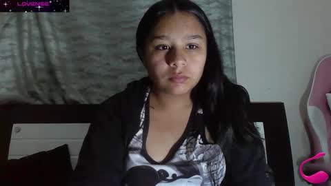 Snapshot of charis_bellota chatting on December 2, 2024, 1:58 am charis_bellota online show from December 2, 2024, 1:58 am