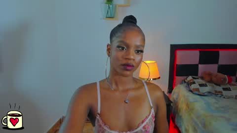 charis_hill online show from December 3, 2024, 8:17 pm