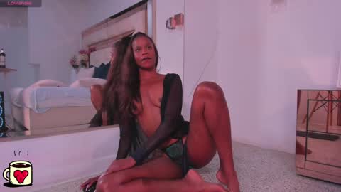 charis_hill online show from December 21, 2024, 1:10 pm