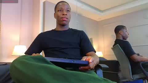 charlesbrown_ online show from December 3, 2025, 12:03 pm