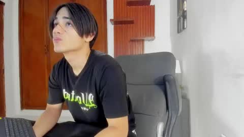 Snapshot of charley_morgan chatting on March 5, 2025, 6:23 pm charley_morgan online show from March 5, 2025, 6:23 pm