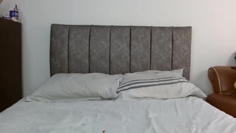 charli 4 online show from March 8, 2026, 4:22 pm