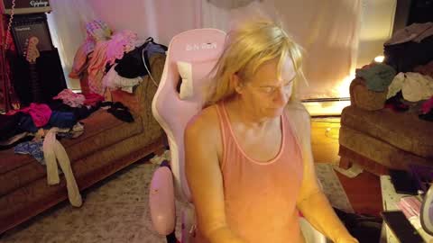 Charli online show from October 20, 2025, 10:43 pm