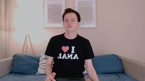 Charley online show from November 16, 2025, 4:34 pm