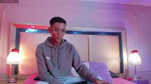 Snapshot of charlie_storm_ chatting on March 3, 2026, 7:53 pm online show from March 3, 2026, 7:53 pm