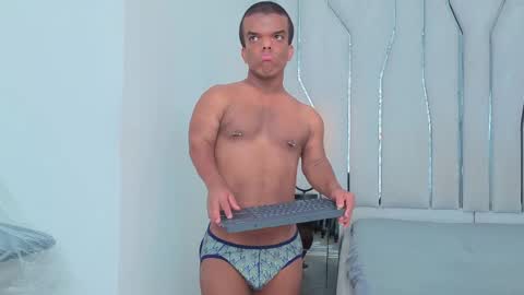 Snapshot of charlie_walkerr chatting on May 9, 2026, 7:30 pm charlie_walkerr online show from May 9, 2026, 7:30 pm